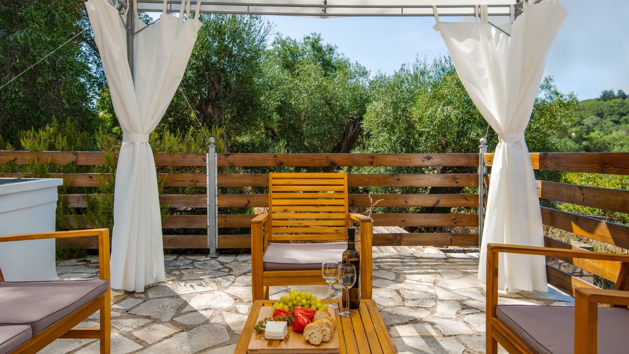 Photo of Patio Balcony in Katsimatika
