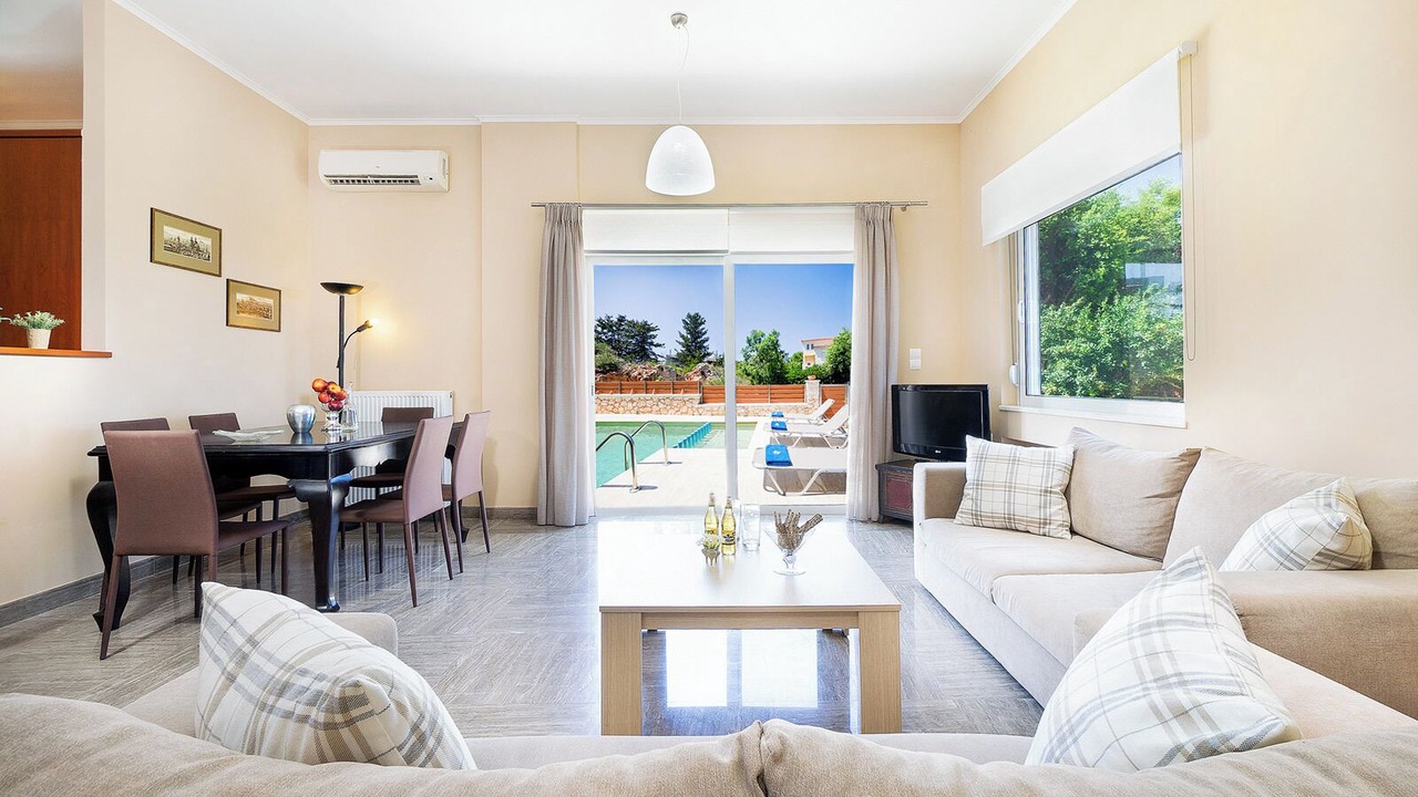 Photo of Livingroom in Pitharion