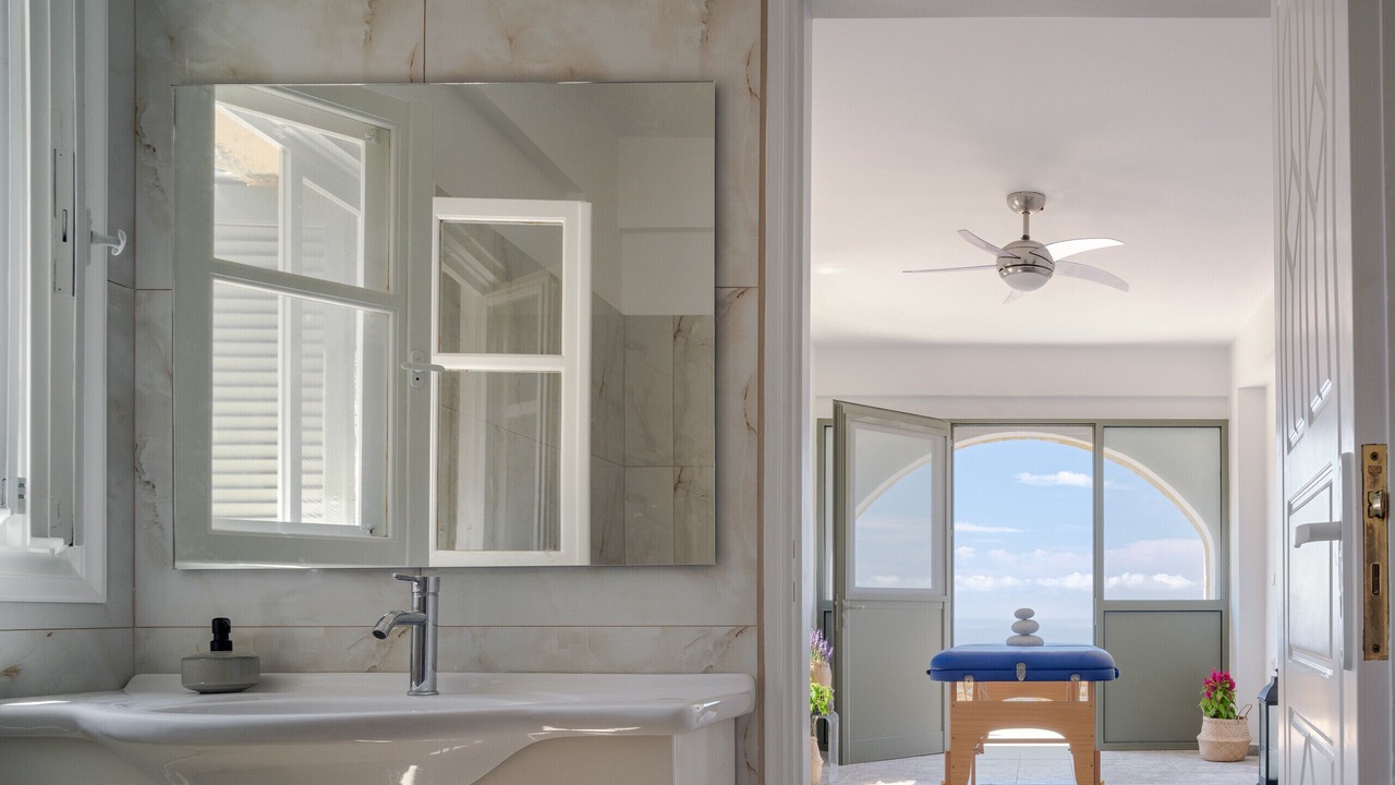 Photo of Bathroom in Alika