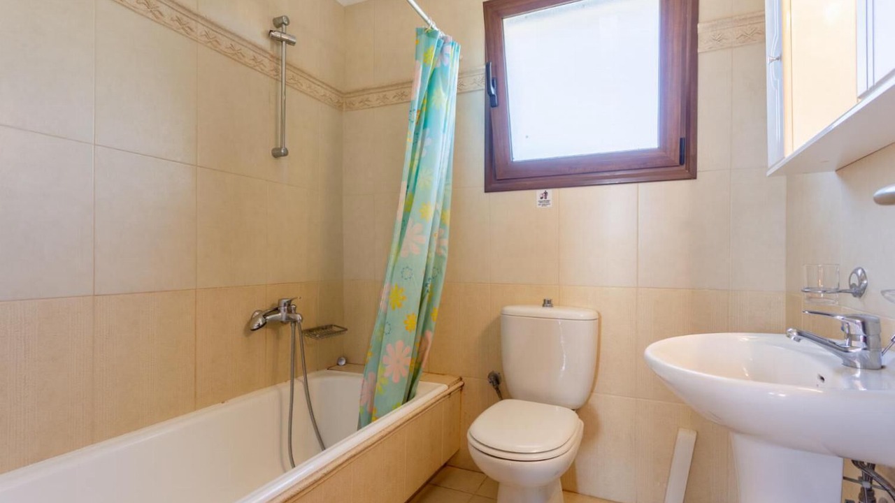 Photo of Bathroom in Kefalas