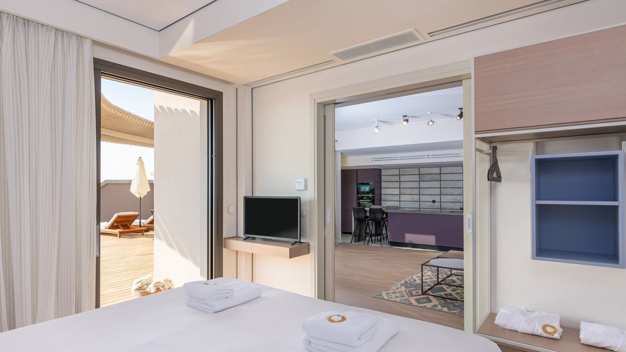 Photo of Bedroom in Anissaras