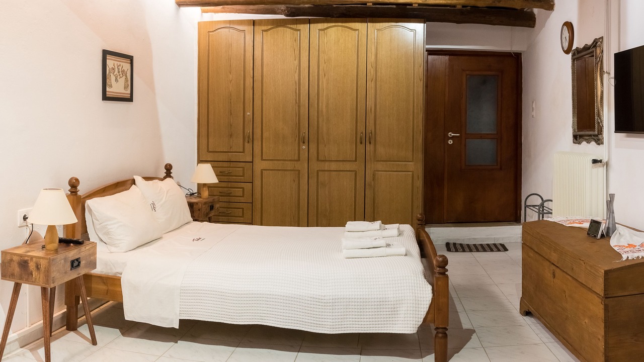 Photo of Bedroom in Filaki