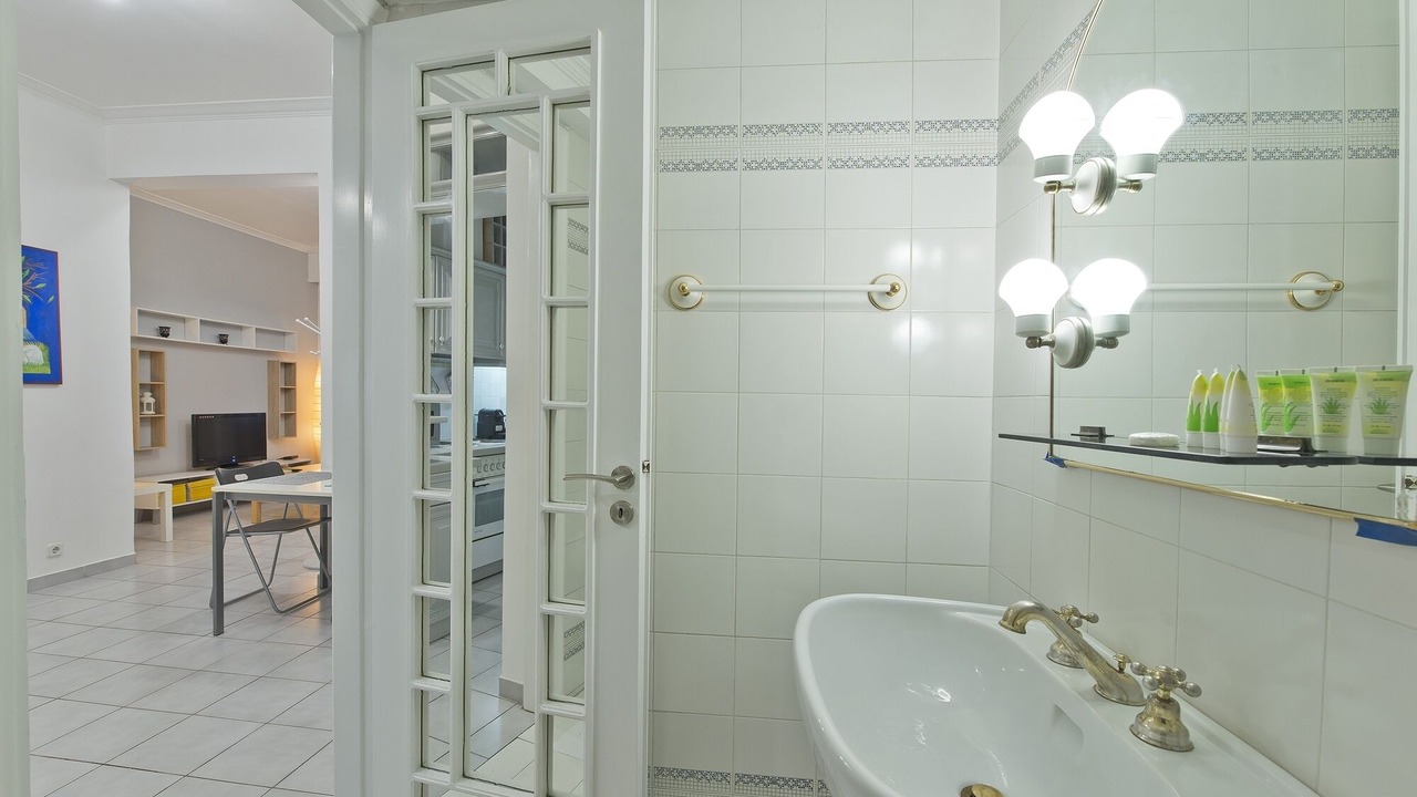 Photo of Bathroom in Ilisia