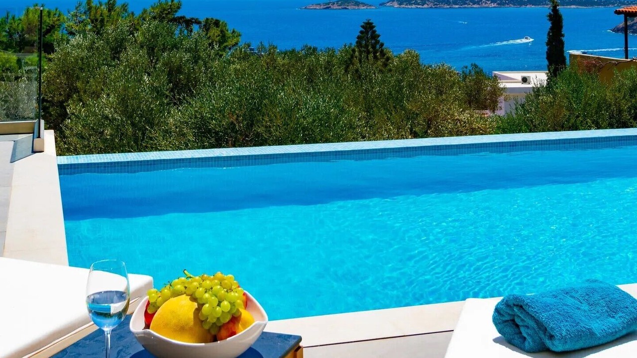 Photo of Outdoor in Agios Nikolaos Town
