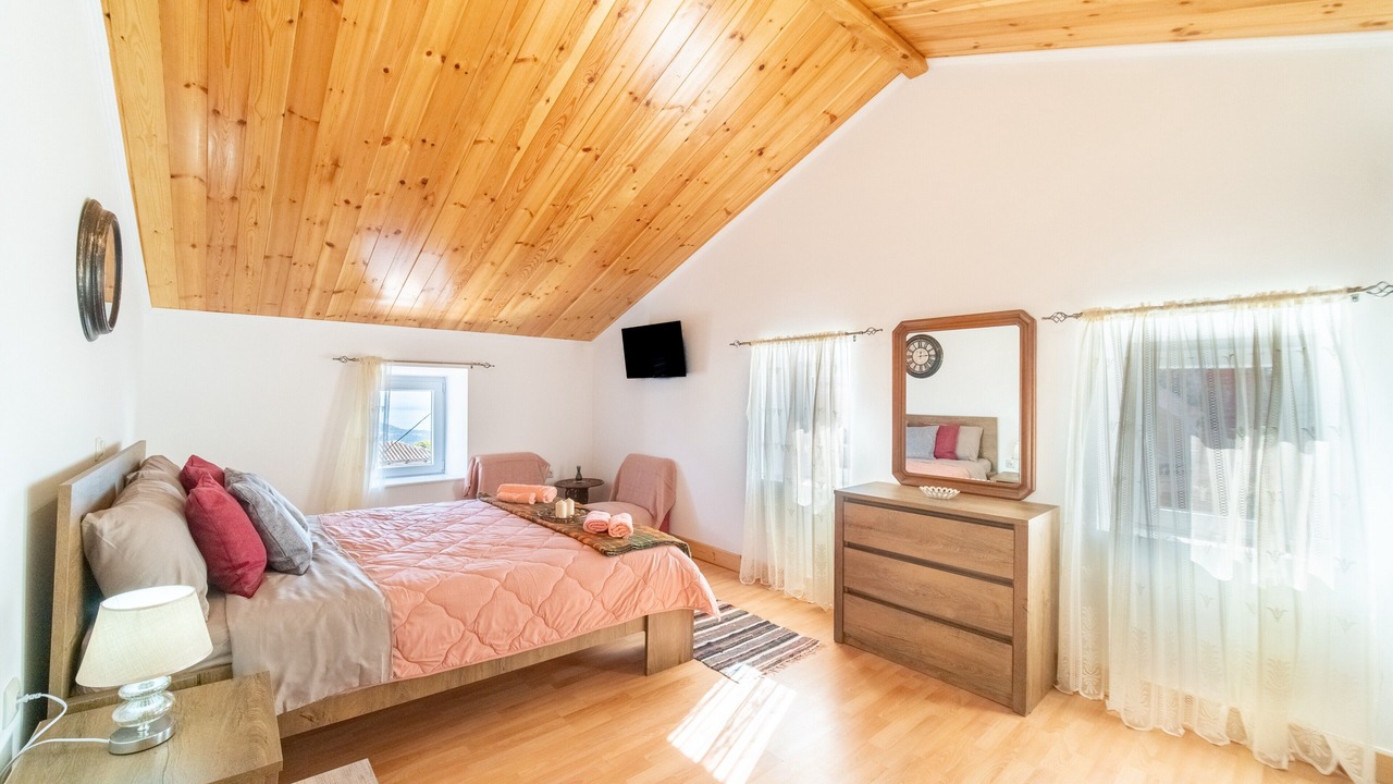 Photo of Bedroom in Chlomos