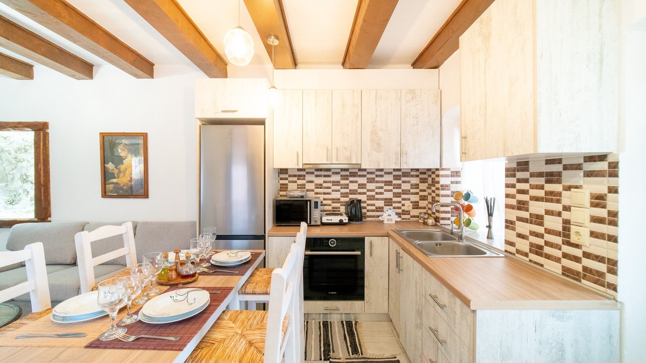 Photo of Kitchen in Chlomos