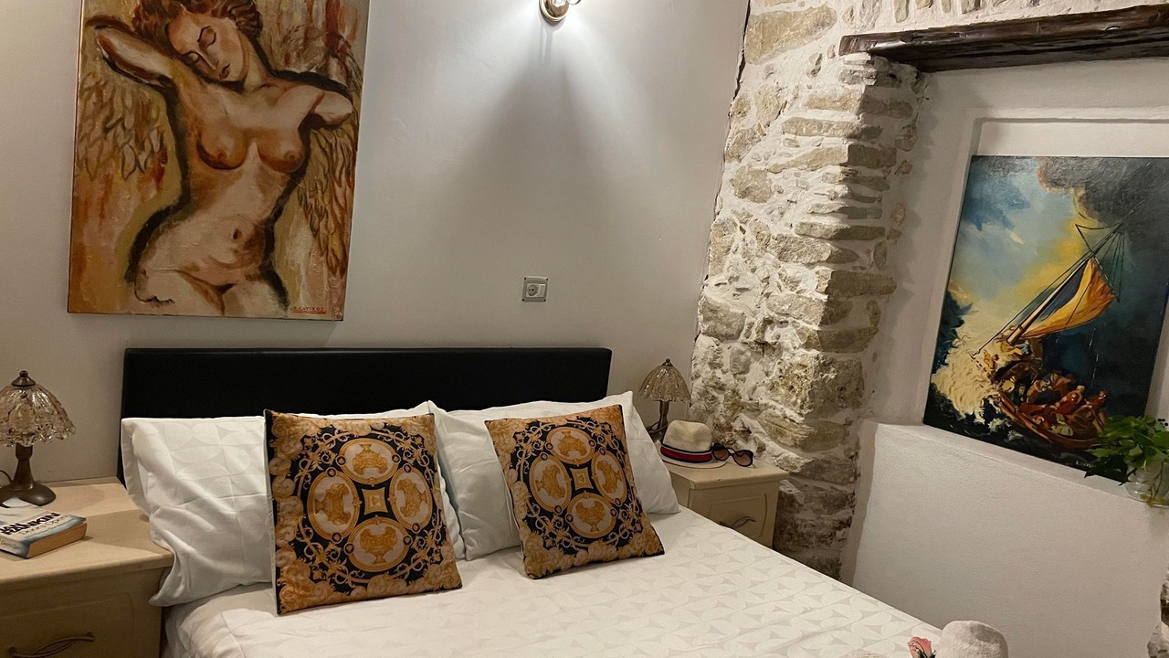 Photo of Bedroom in Pagi