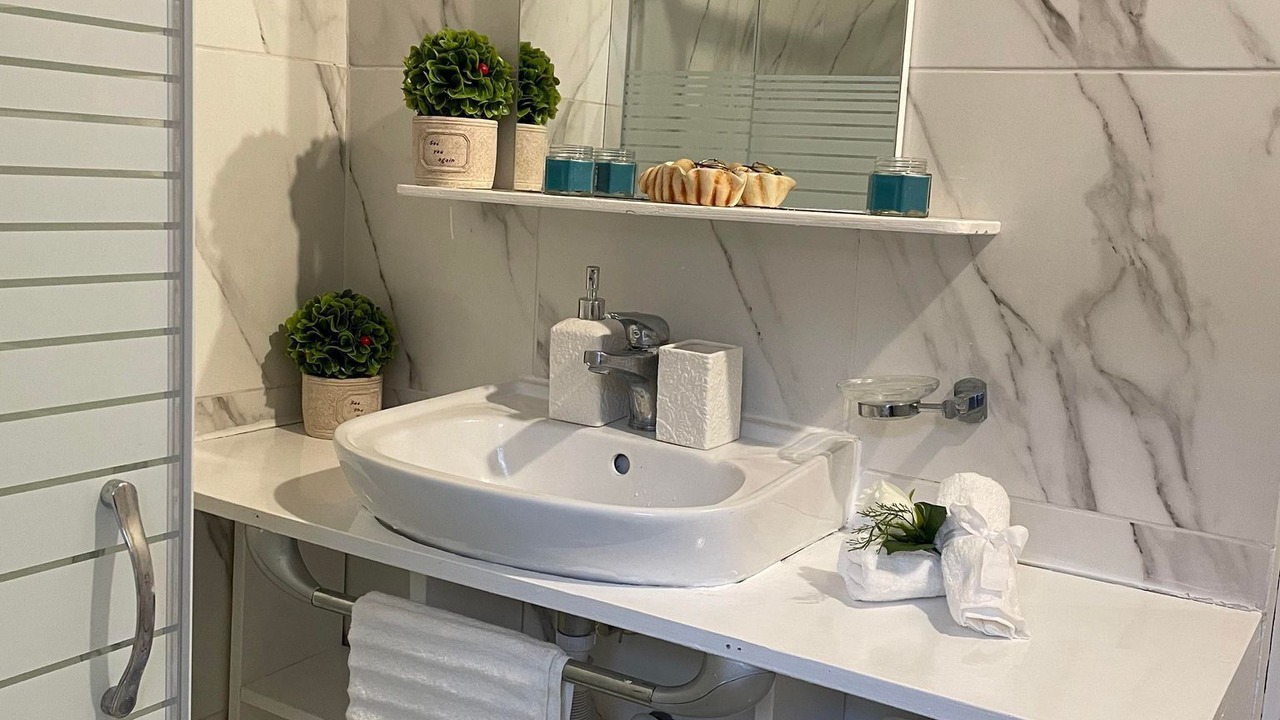Photo of Bathroom in Pagi
