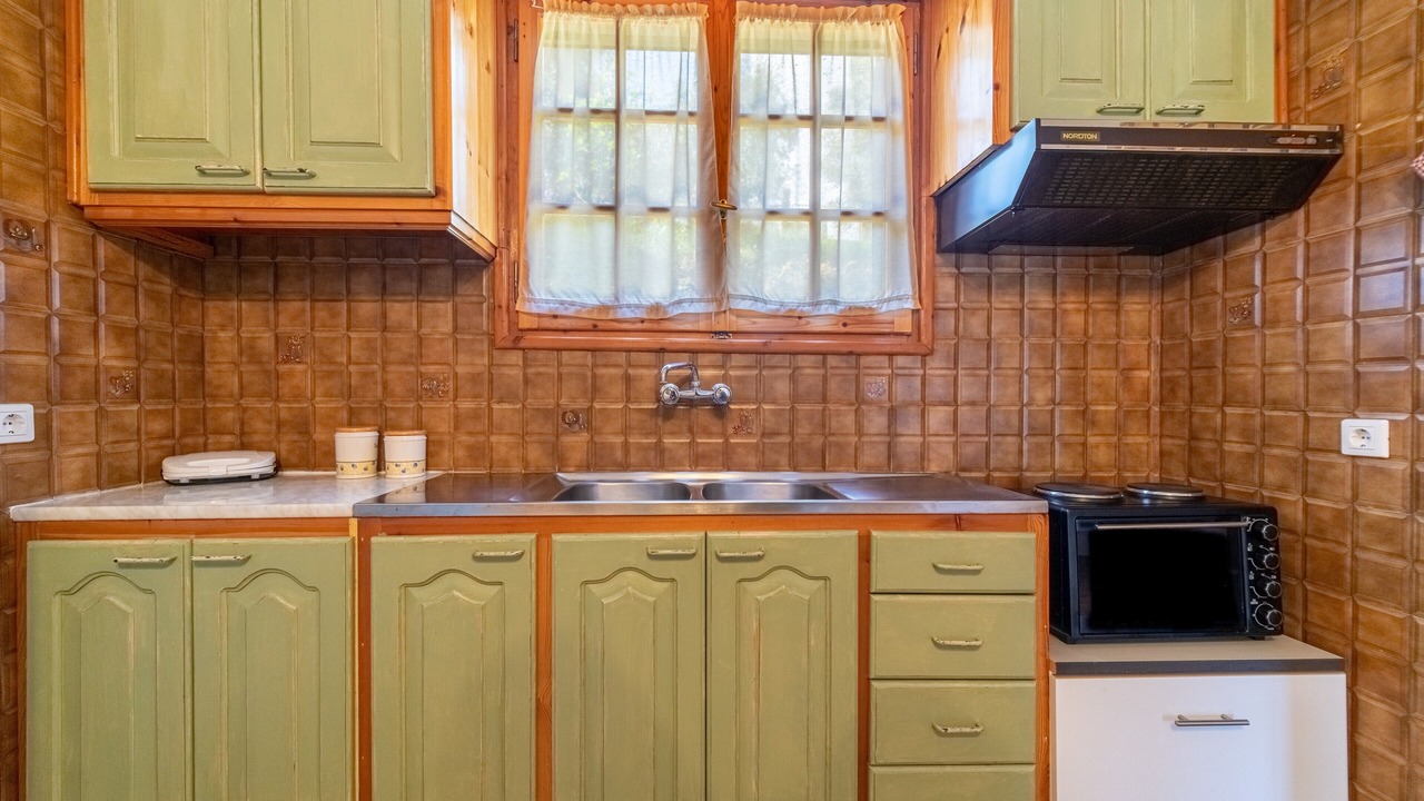 Photo of Kitchen in Kato Korakiana
