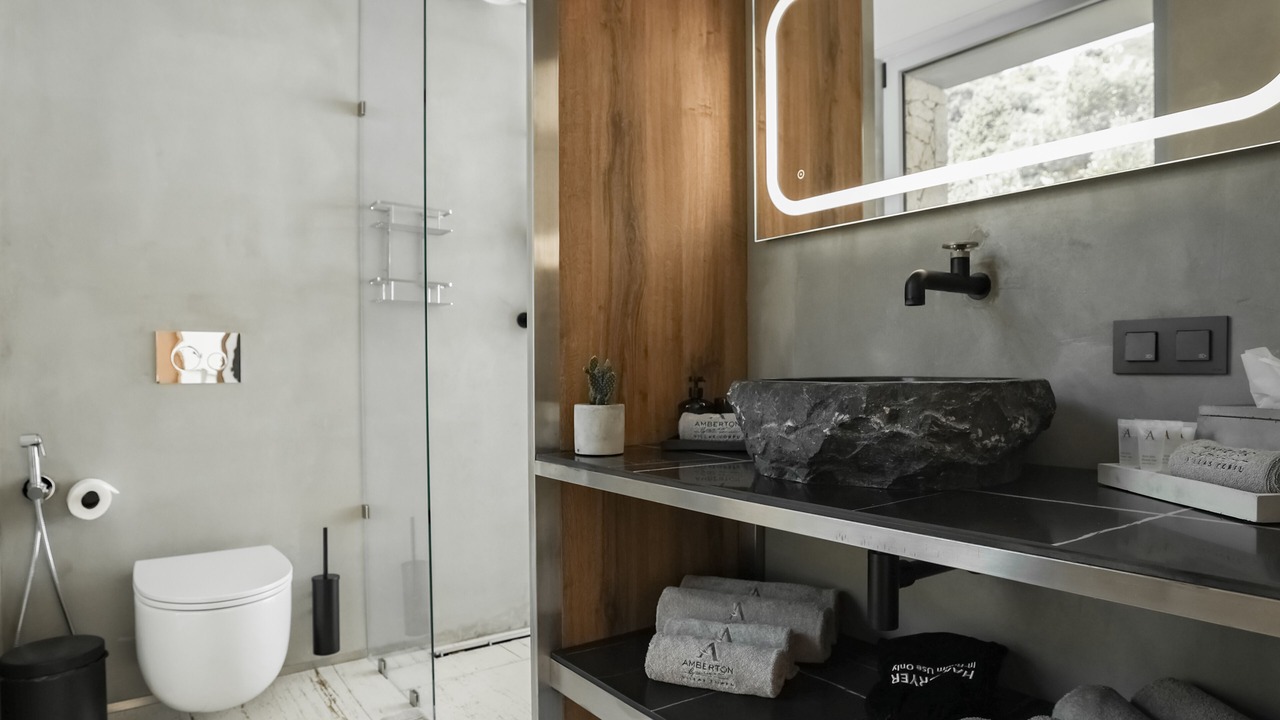 Photo of Bathroom in Pentati