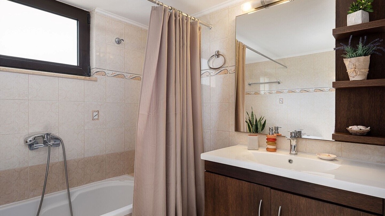 Photo of Bathroom in Spilia