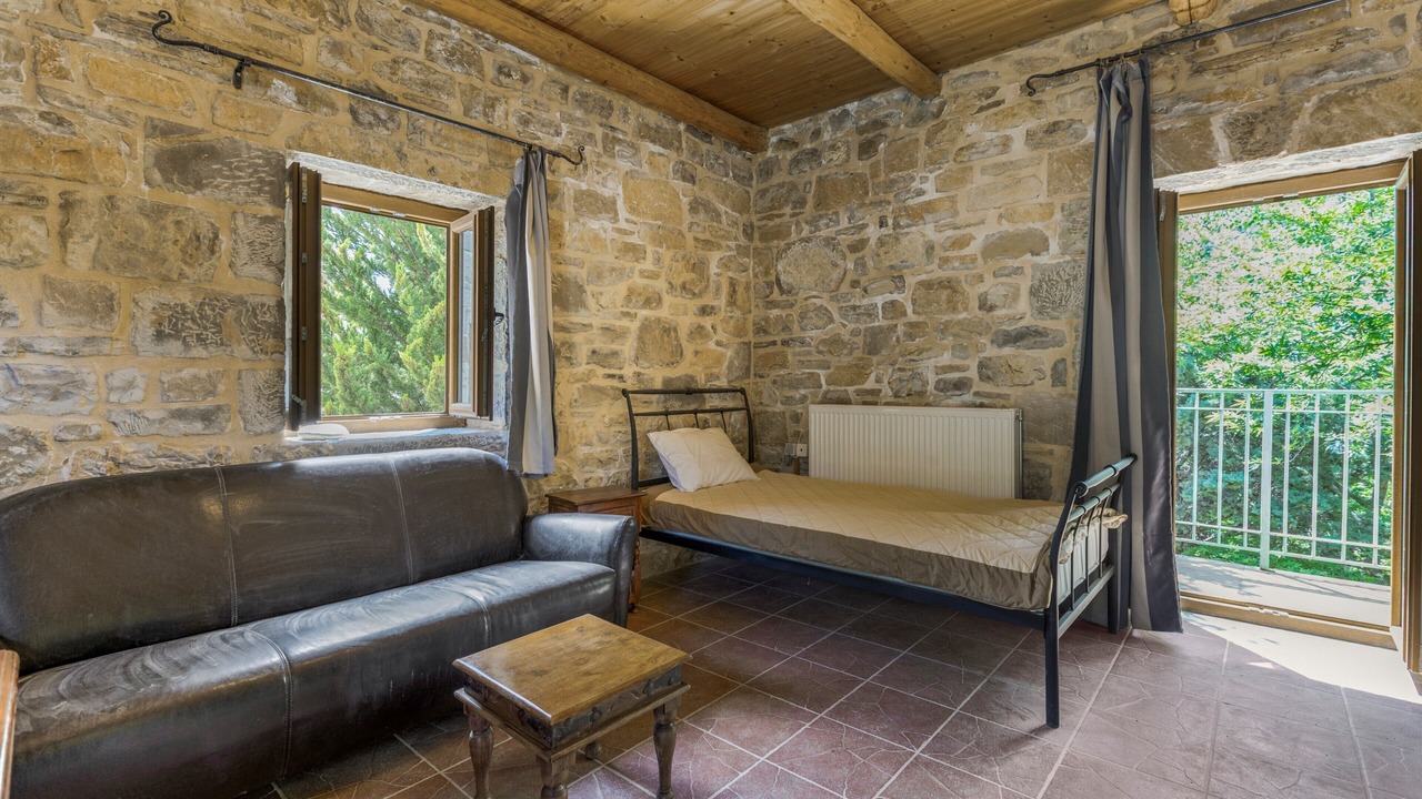 Photo of Livingroom in Kato Simi