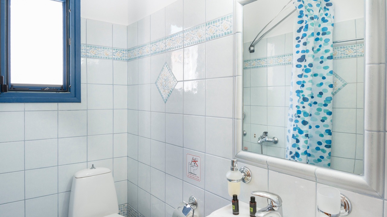 Photo of Bathroom in Serifos