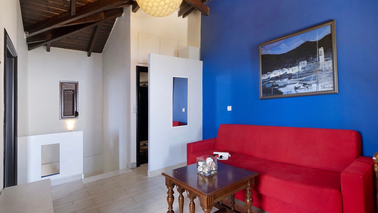Photo of Livingroom in Athani