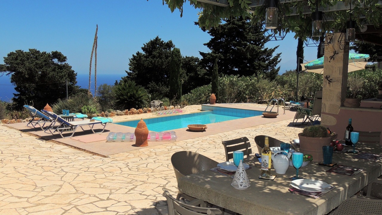 Photo of Outdoor in Paleloni