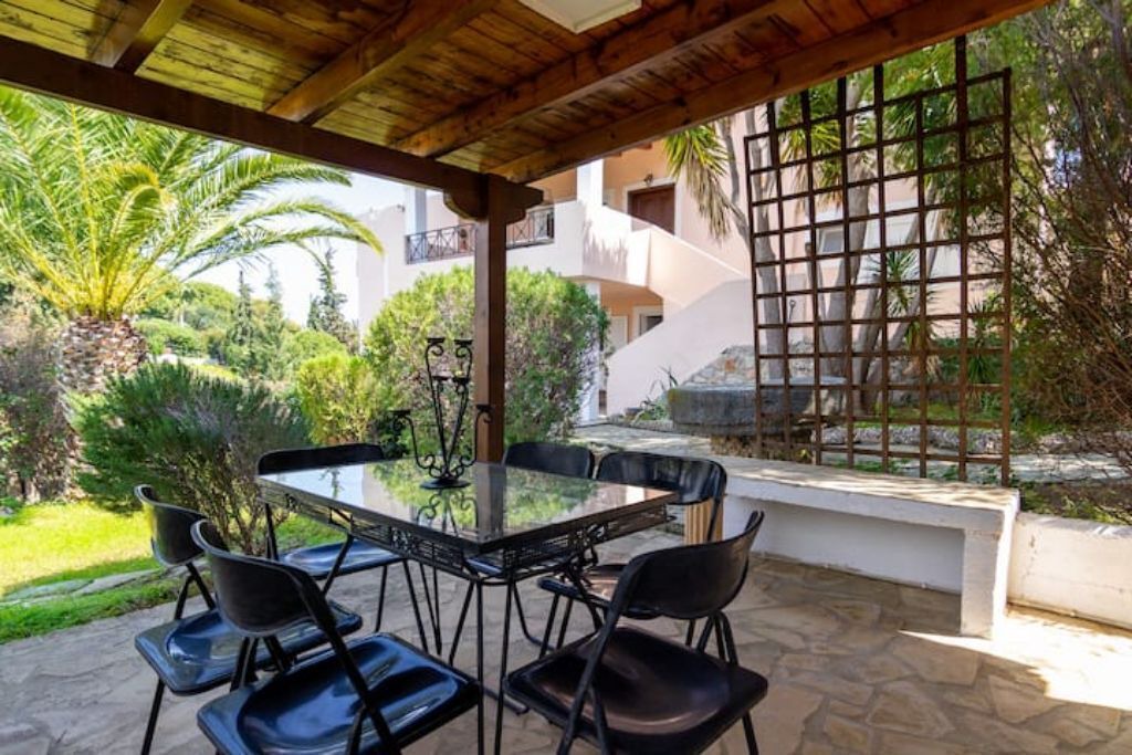 Photo of Outdoor in Agios Emilianos
