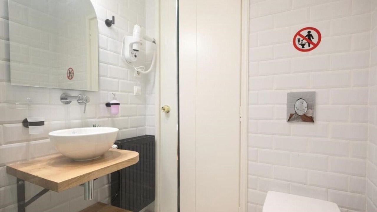Photo of Bathroom in Velonades