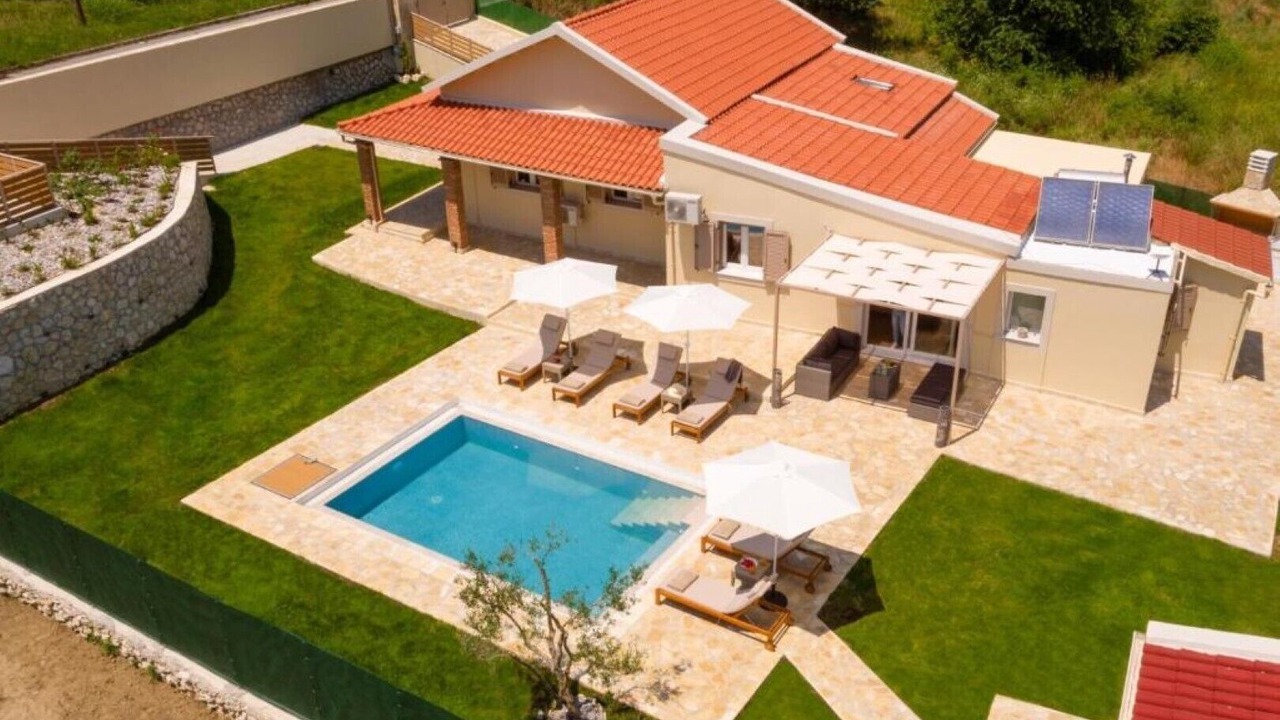 Photo of Outdoor in Velonades