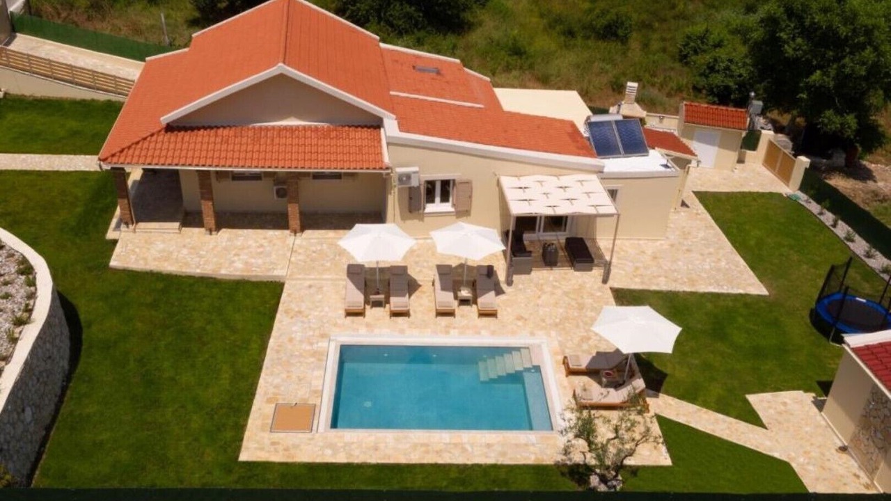 Photo of Outdoor in Velonades