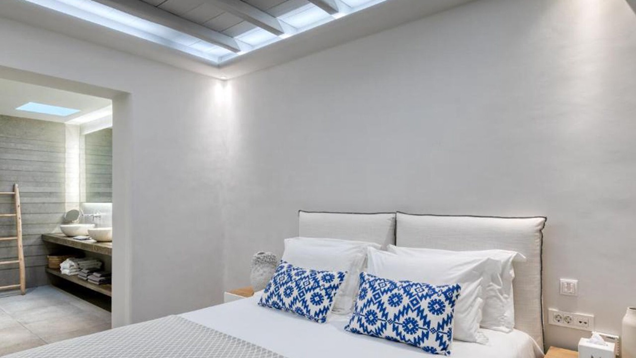 Photo of Bedroom in Tourlos