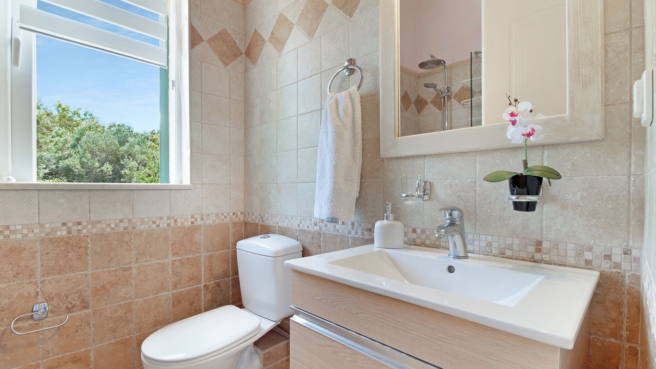 Photo of Bathroom in Tsoukaladhes
