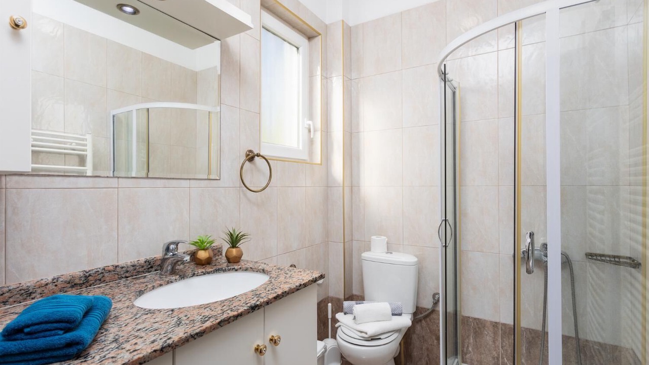 Photo of Bathroom in Atsipópoulon
