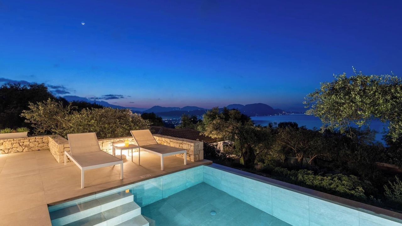 Photo of Patio Balcony in Agia Pelagia Chlomou