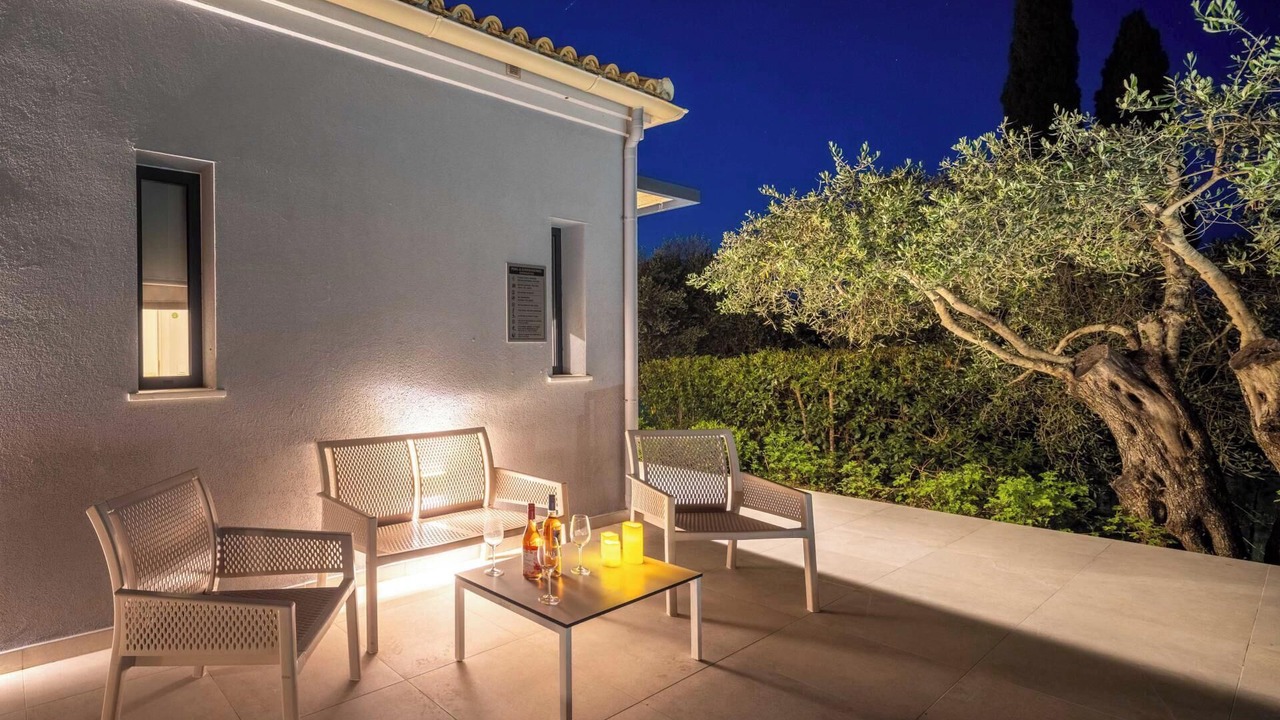 Photo of Patio Balcony in Agia Pelagia Chlomou
