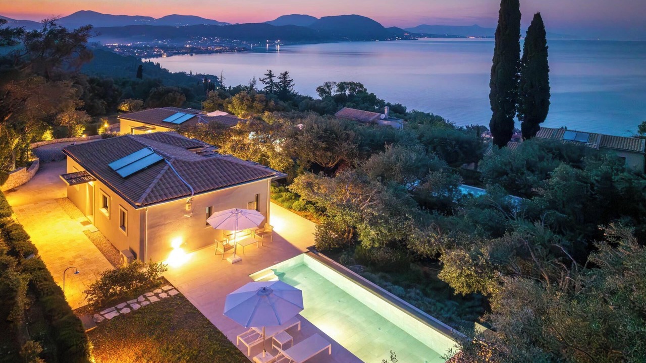 Photo of Patio Balcony in Agia Pelagia Chlomou