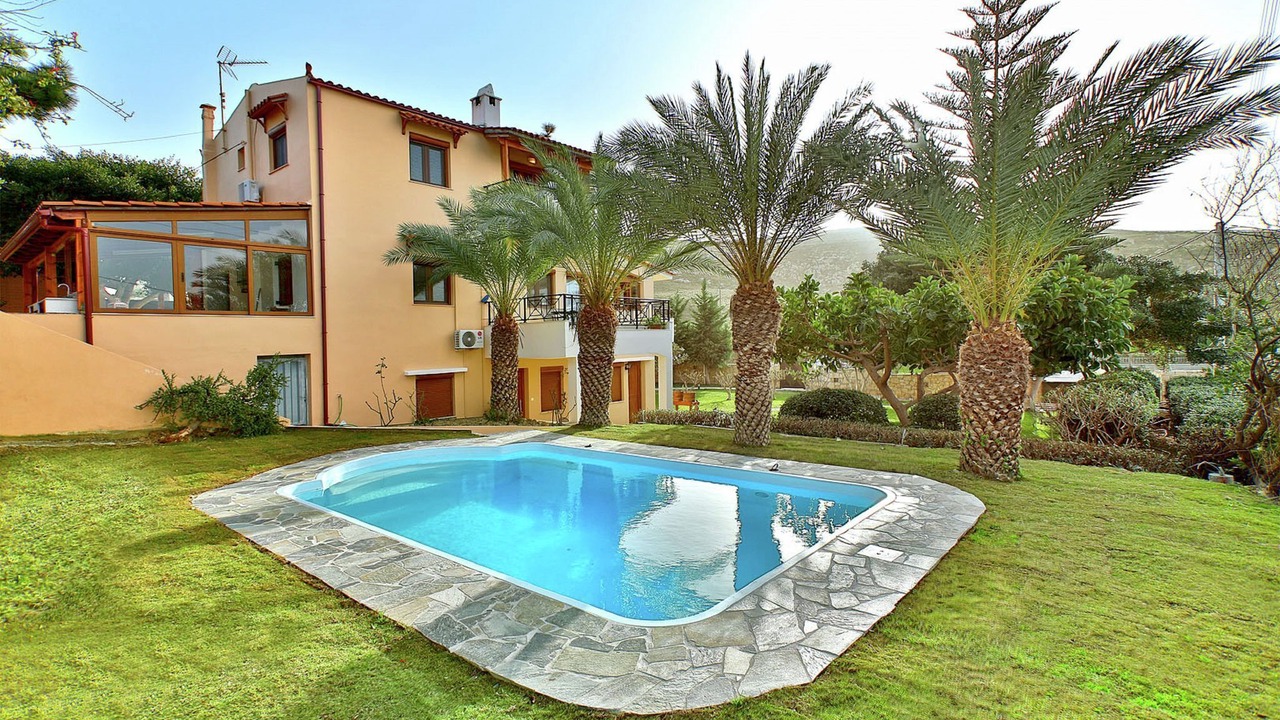 Photo of Outdoor in Karteros
