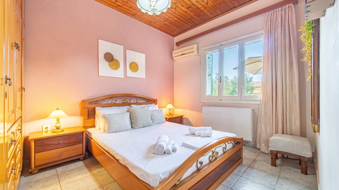 Photo of Bedroom in Parelia