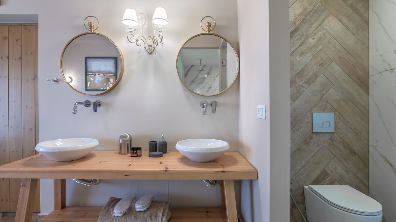 Photo of Bathroom in Vatolakkos