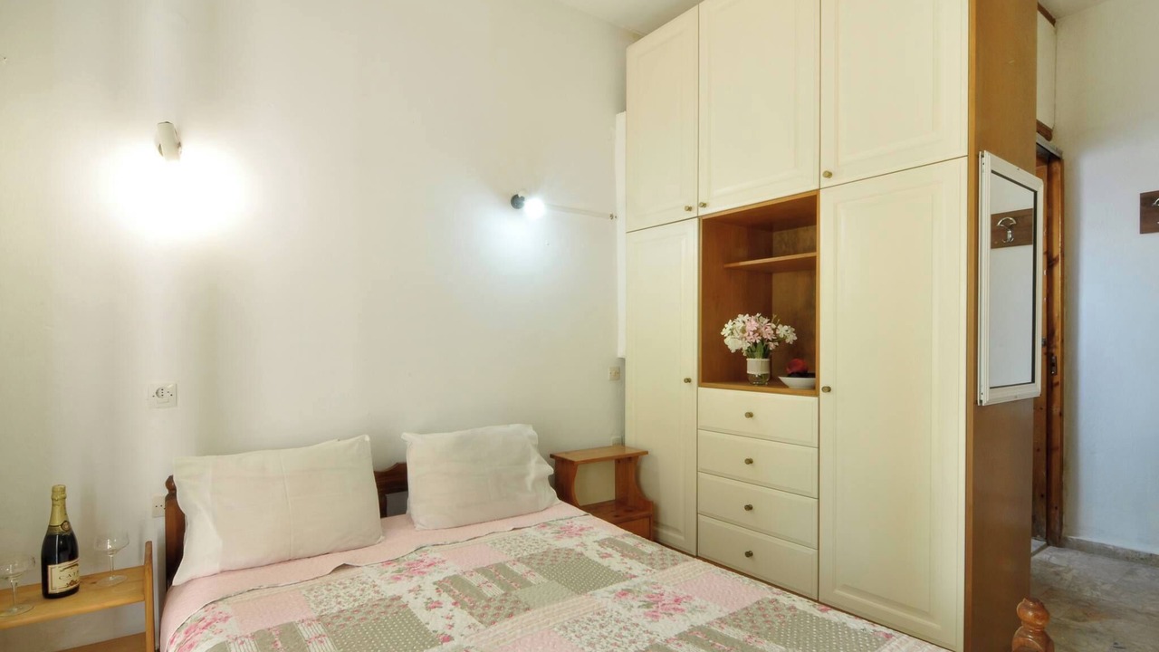 Photo of Bedroom in Alepou