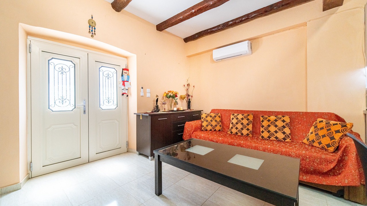 Photo of Livingroom in Peroulades