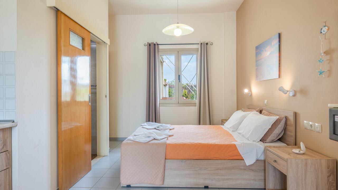 Photo of Bedroom in Kato Gouves