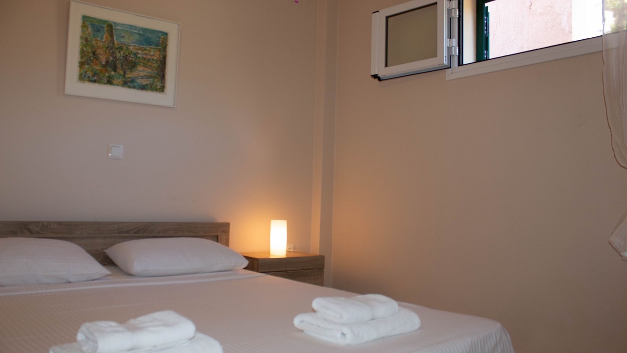 Photo of Bedroom in Dhrakata