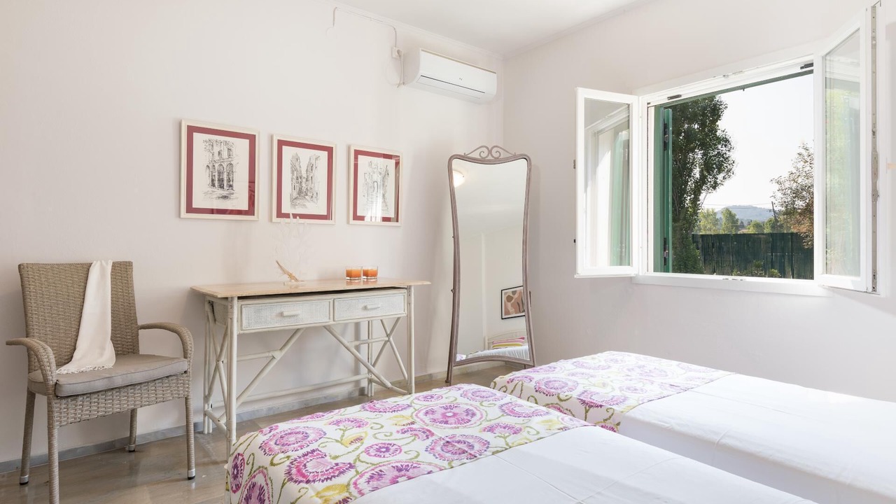Photo of Bedroom in Parelia
