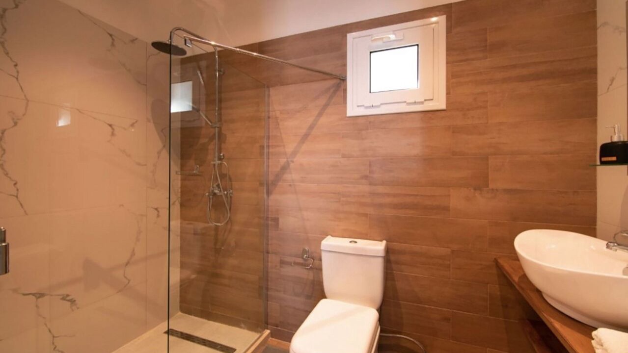Photo of Bathroom in Agia Pelagia Chlomou