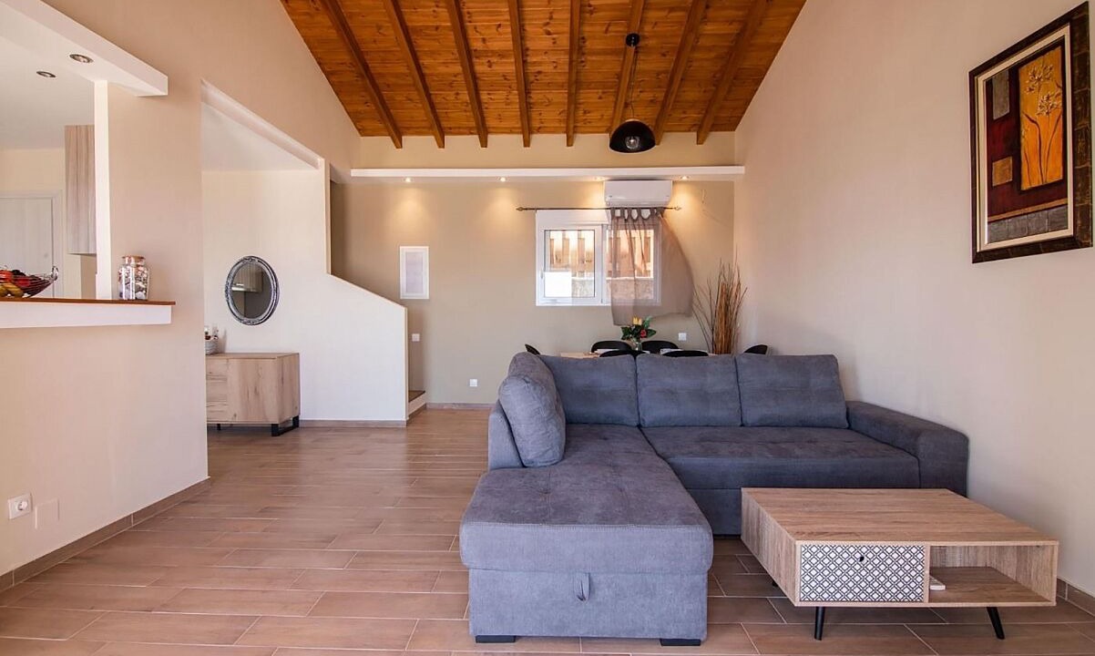 Photo of Livingroom in Agia Pelagia Chlomou
