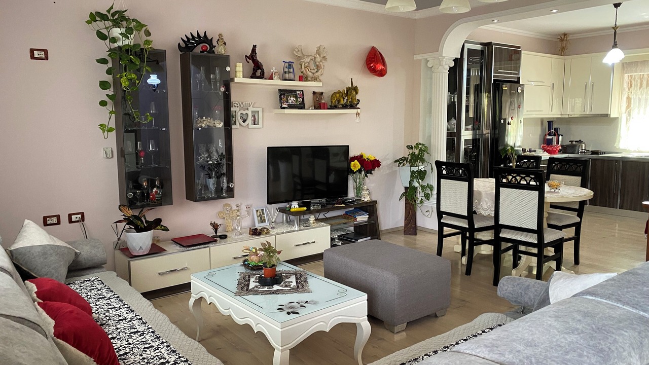 Photo of Livingroom in Permet
