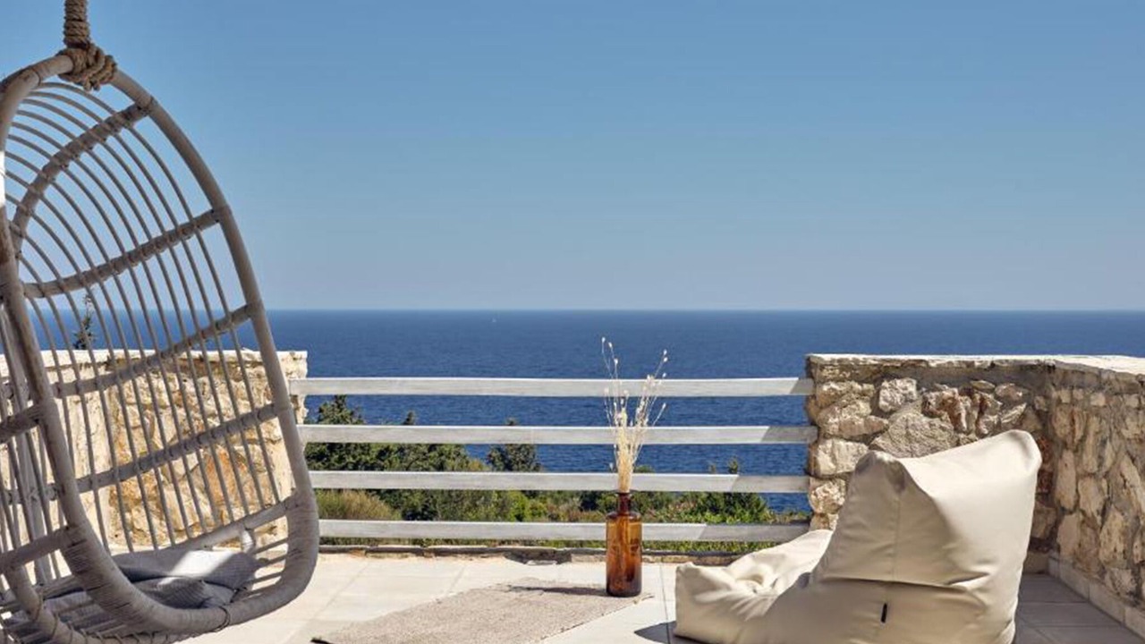 Photo of Patio Balcony in Elation