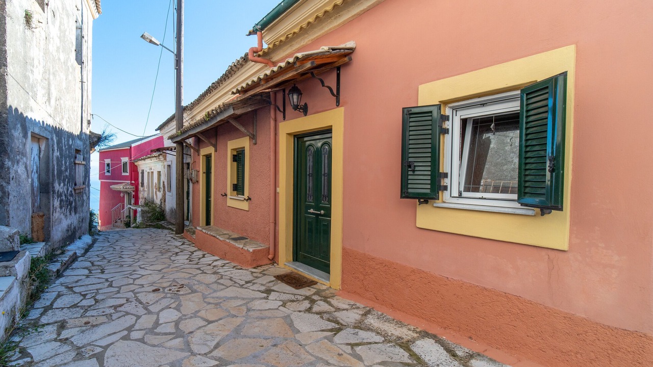 Photo of Outdoor in Chlomos