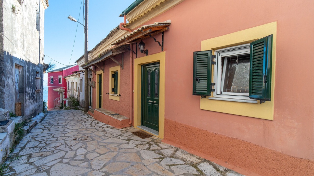 Photo of Outdoor in Chlomos