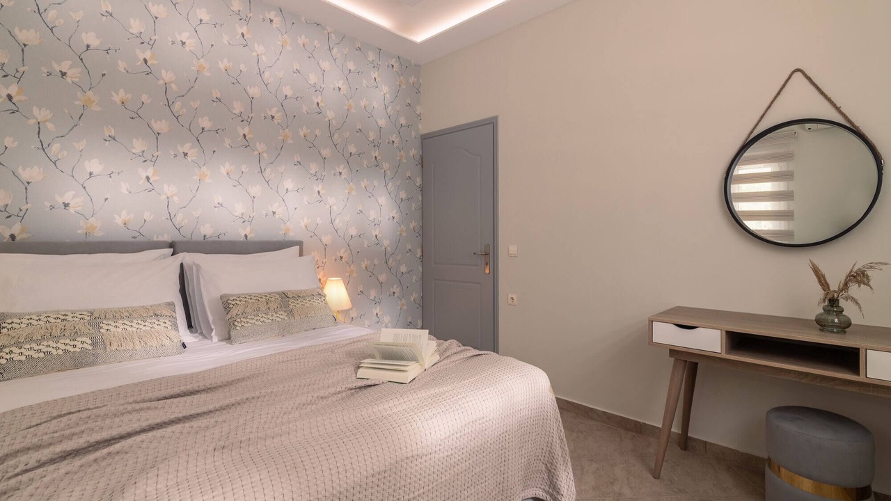 Photo of Bedroom in Neromilos