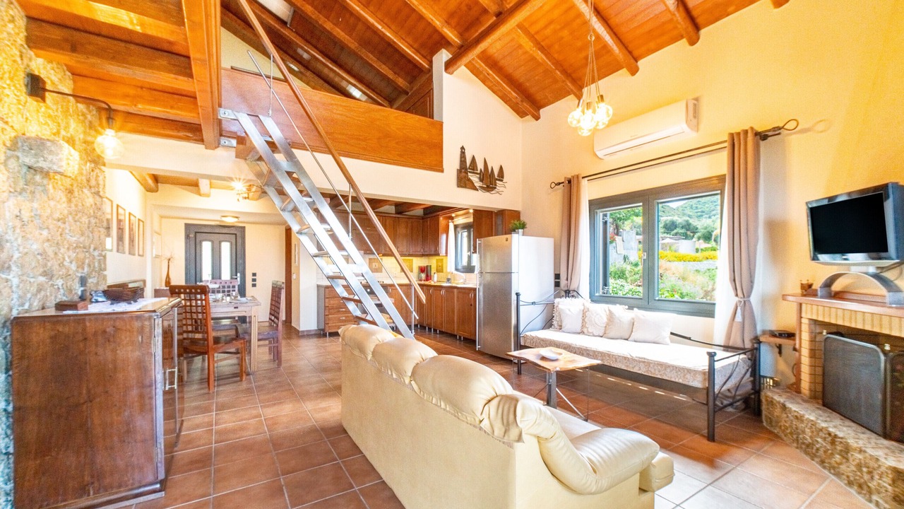 Photo of Livingroom in Paramonas