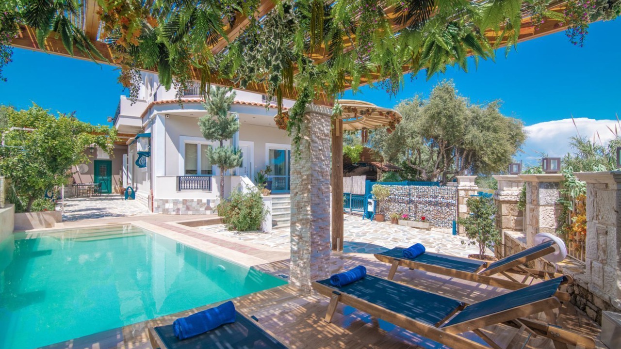 Photo of Outdoor in Koiliomenos