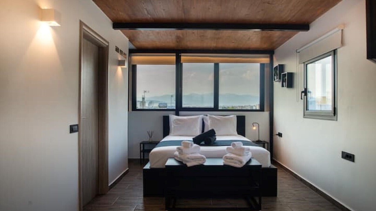 Photo of Bedroom in Metaxourgio