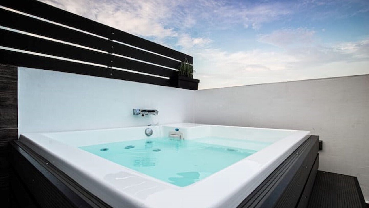 Photo of Outdoor in Metaxourgio