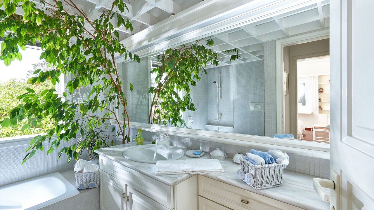 Photo of Bathroom in Prasas