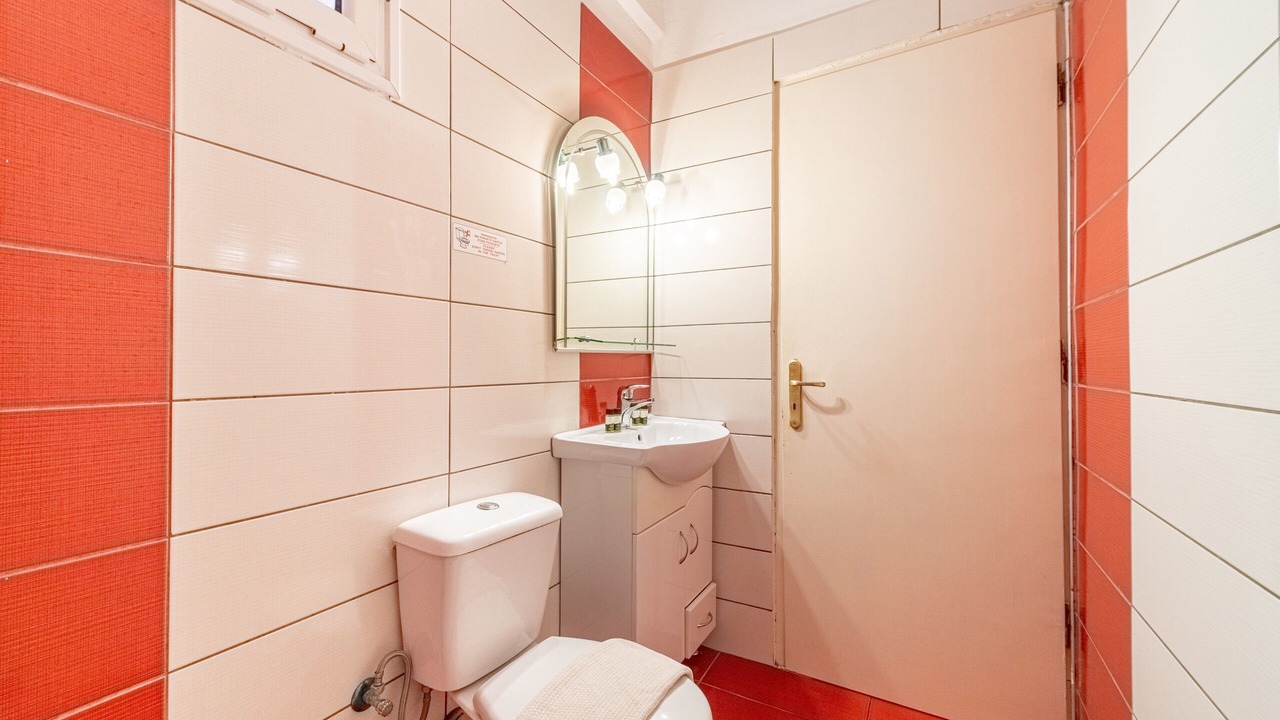 Photo of Bathroom in Lakones